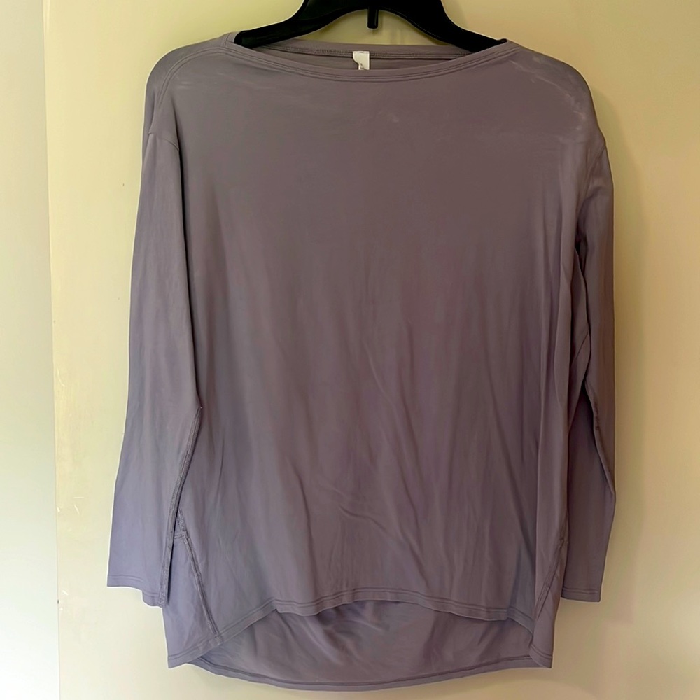 Lululemon Back In Action Lavender Shirt Size 2